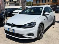 Usata VW Golf VII Highline 116 CV (85 kW) 2017 Grigio Berlina