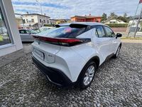 Usata Toyota C-HR Active 98 CV (72 kW) 2024 Bianco SUV