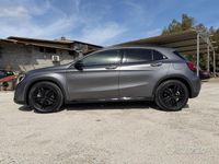 Usata Mercedes GLA220 AMG line 170 CV (125 kW) 2018 Grigio SUV