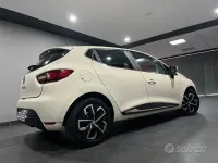 Usata Renault Clio IV Intens 75 CV (55 kW) 2018 Beige Berlina