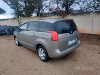 Usata Peugeot 5008 2012 Marrone Monovolume