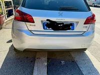 Usata Peugeot 308 Business-Line 120 CV (88 kW) 2015 Berlina