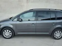 Usata VW Touran Comfortline 105 CV (77 kW) 2010 Grigio Monovolume