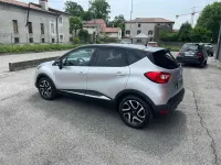 Usata Renault Captur 90 CV (66 kW) 2014 Argento SUV