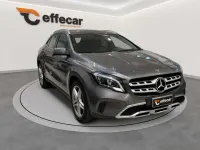 Usata Mercedes GLA200 Business 136 CV (100 kW) 2018 Argento SUV