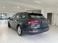 Usata VW Golf VIII Life 116 CV (85 kW) 2021 Nero Station wagon