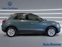 Usata VW T-Roc Life 150 CV (110 kW) 2024 Petroleum blue metallizzato ne SUV
