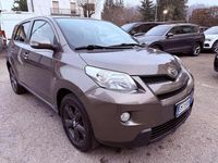 Usata Toyota Urban Cruiser Sol 90 CV (66 kW) 2012 Grigio Utilitaria