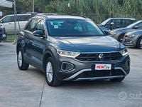 Usata VW T-Roc 110 CV (80 kW) 2022 Grigio SUV