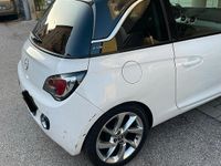 Usata Opel Adam Glam 70 CV (51 kW) 2013 Bianco Utilitaria