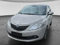 Usata Lancia Ypsilon Silver 70 CV (51 kW) 2023 Grigio Utilitaria