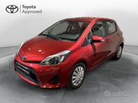 Usata Toyota Yaris Hybrid Lounge 101 CV (74 kW) 2013 Rosso Berlina