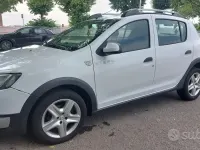 Usata Dacia Sandero Stepway 90 CV (66 kW) 2014 Bianco Berlina