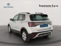 Usado VW T-Cross Life 116 CV (85 kW) 2024 Plateado SUV