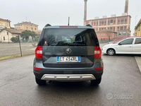 Usata Skoda Yeti GreenLine 105 CV (77 kW) 2015 Grigio SUV