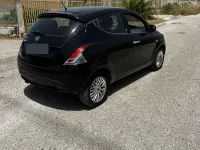 Usata Lancia Ypsilon 95 CV (69 kW) 2012 Bluazzurro Utilitaria