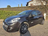 Usata Renault Clio III 75 CV (55 kW) 2011 Nero Berlina