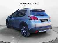 Usata Peugeot 2008 GT-line 110 CV (80 kW) 2017 Grigio SUV