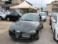 Usata Alfa Romeo 147 119 CV (87 kW) 2006 Blu Utilitaria