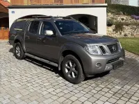 Usata Nissan Navara 190 CV (139 kW) 2015 Grigio Pick-up