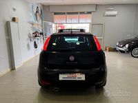 Usata Fiat Punto Sport 95 CV (69 kW) 2012 Nero Utilitaria