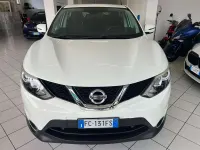 Usata Nissan Qashqai N-Connecta 110 CV (80 kW) 2015 Bianco SUV