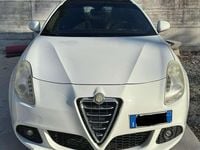 Usata Alfa Romeo Giulietta Distinctive 105 CV (77 kW) 2010 Bianco Berlina