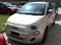 Usata Fiat 500e Icon 86 kW (118 CV) 2022 Viola Berlina