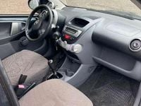 Usata Toyota Aygo Sol 68 CV (50 kW) 2008 Grigio Utilitaria