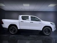 usata Toyota HiLux 2.4 D-4D 4WD 4 porte Double Cab Com