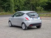 Usata Lancia Ypsilon Silver 69 CV (50 kW) 2014 Grigio Utilitaria