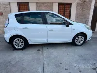 Usata Renault Scénic III 110 CV (80 kW) 2016 Bianco Monovolume