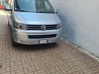 Usata VW Caravelle 140 CV (102 kW) 2012 Grigio Monovolume