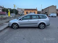 Usata Ford Focus 90 CV (66 kW) 2007 Grigio Station wagon