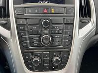 Usata Opel Astra 180 CV (132 kW) 2010 Bianco Berlina
