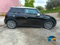 Usata Mini Cooper SD Business 170 CV (125 kW) 2016 Nero Utilitaria
