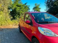 Usata Peugeot 107 68 CV (50 kW) 2007 Rosso Utilitaria