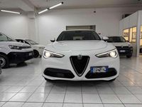 Usata Alfa Romeo Stelvio Business 190 CV (139 kW) 2021 Bianco SUV
