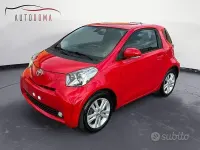 Usata Toyota iQ 98 CV (72 kW) 2011 Rosso Utilitaria