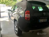 Usata Dacia Duster Lauréate 109 CV (80 kW) 2015 Nero SUV