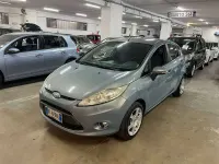 Usata Ford Fiesta Titanium 68 CV (50 kW) 2009 Grigio Berlina