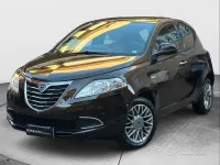 Usata Lancia Ypsilon 69 CV (50 kW) 2013 Marrone Utilitaria