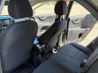 Usata Kia Rio 84 CV (61 kW) 2020 Verde Utilitaria