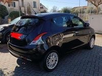 Usata Lancia Ypsilon Gold 69 CV (50 kW) 2018 Nero Utilitaria