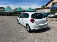 Brugt Renault Clio II 58 HK (42 kW) 2010 Hvid Sedan
