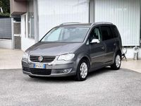 Usata VW Touran 170 CV (125 kW) 2008 Argento Monovolume