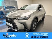 Begagnad Lexus NX450h+ 309 HK (227 kW) 2022 Silver SUV