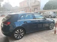 Usata Mercedes A180 Business 116 CV (85 kW) 2021 Blu Berlina