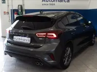 Usata Ford Focus ST-Line 125 CV (91 kW) 2023 Grigio metallizzato Berlina