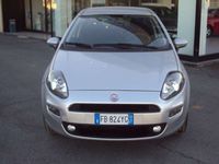 Usata Fiat Punto Lounge 69 CV (50 kW) 2016 Argento Utilitaria